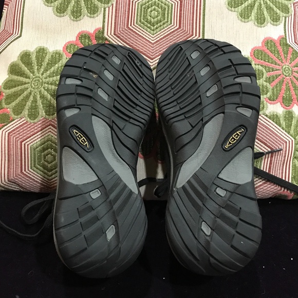 KEEN leather waterproof shoes black hiking - Picture 4 of 6